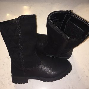 Black boots size 10 RuggedBear